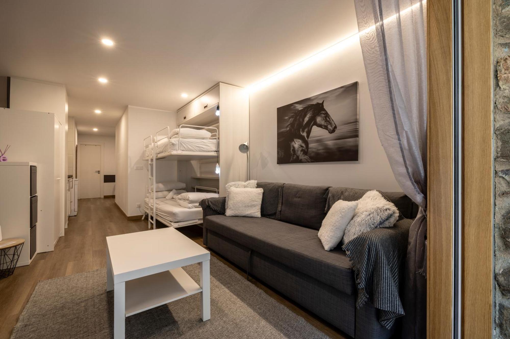 Estudio Para Grupos Pequenos En El Pas De La Casa - Centrico Esterno foto